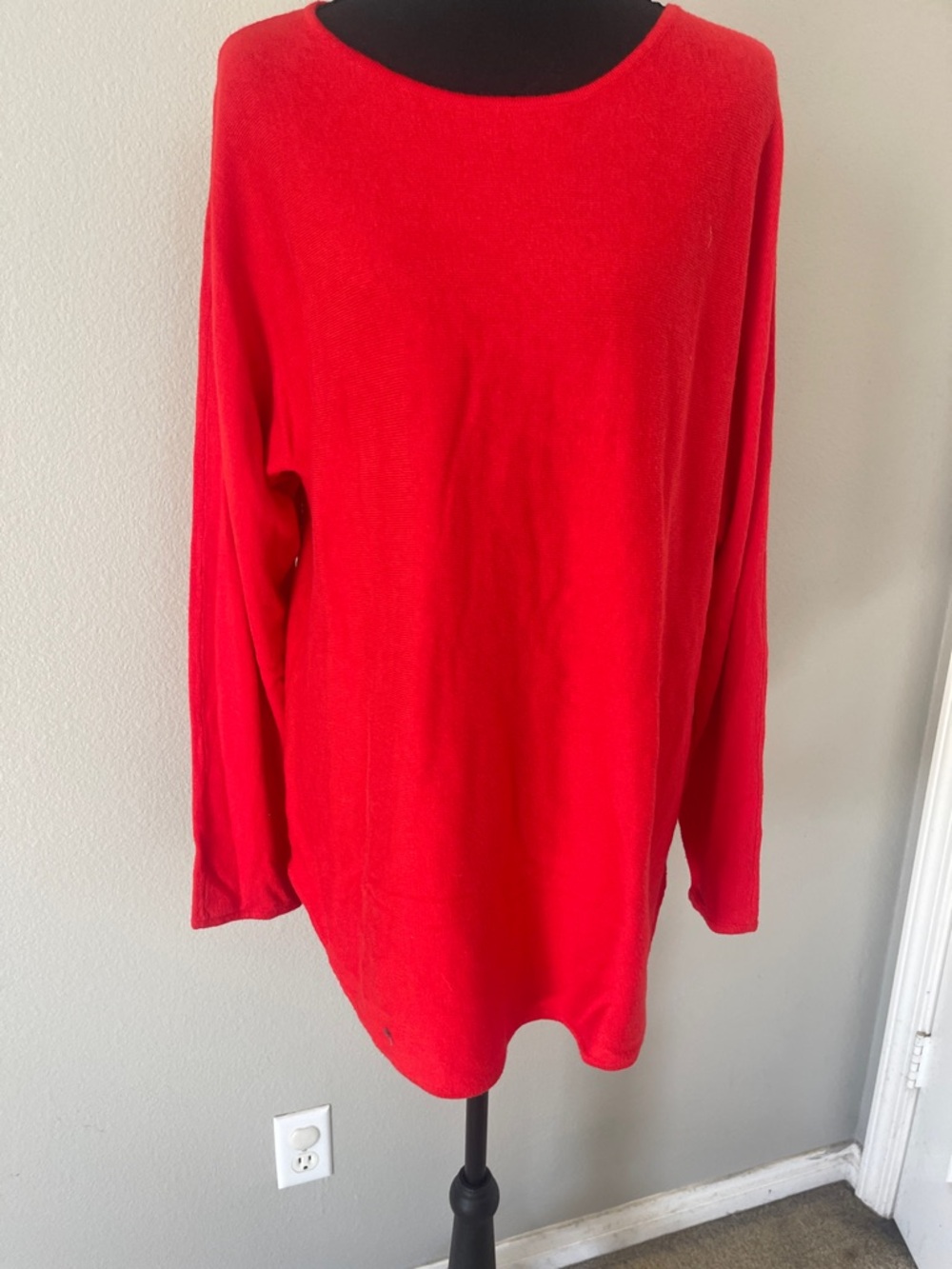 Michael Kors Vibrant Red Crewneck Knit Top with Gold Logo